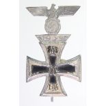 German WW1 Iron Cross 1st class with combined 1939 bar for the Iron Cross 1st class.