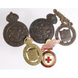 Police and Red Cross lapel and pin badges, various WW1. (5)