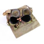Military goggles including USAF WW2 aviators with unusual pair of Russian and pair of WW2 British