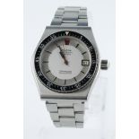 Gents stainless steel cased Omega F300hz seamaster wristwatch. In VGC. On an Omega bracelet and in a