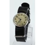Early 20th century gents silver cased wristwatch by Longines. The cream 32mm dial with arabic