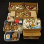 Peter Fagen, Colour Box Collection, a superb selection, with better noted.  (approx. 550 items).