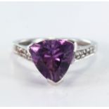 9ct White Gold Amethyst set Ring size N weight 3.9g