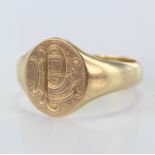 9ct Gold monogrammed Signet Ring size S weight 4.2g