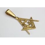 9ct Gold Masonic Pendant, with letter 'G' to centre, 30mm x 38mm, weight 5.6g approx.