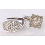 White metal stamped 375 stone set Cluster Rings weight 19.0g (2)