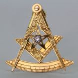Masonic: 9ct gold square and compass Scottish Constitution Past Master's jewel 1981-82, 9.75g, set