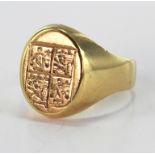 18ct Gold Seal Ring size L weight 6.8g