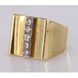 18ct Gold five stone Diamond Gents Ring size T weight 14.9g