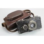 Zeiss Ikon Contax camera, with Carl Zeiss Jenna Tessar lens (1:2,8 f=5cm, nr. 132036), camera