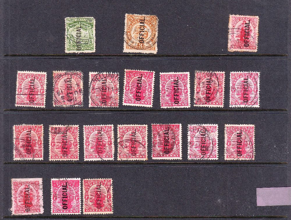 Stamps, large and useful collection of New Zealand stamps in 3 albums (1 empty) containing a mint - Image 3 of 11