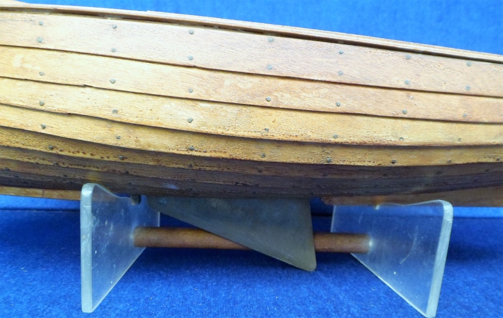 Model Boat, 1930s hand made model clinker built ketch sailing boat and stand (gd) - Image 3 of 3