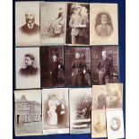 Photographs, a collection of approx. 70 carte de visite and cabinet cards, mostly portraits, men,