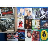 Postcards, a good selection of approx. 1400 modern cards, specifically Cinema (film ads, stars),