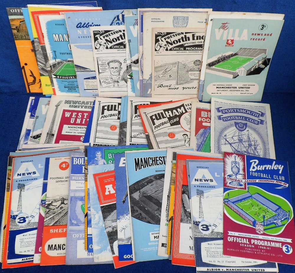 Football programmes, Manchester United, a collection of approx. 190 away match programmes, 1956/7 to