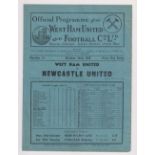 Football programme, West Ham U v Newcastle U, 22 October 1938, Division 2 (4 pages, gd) (1)