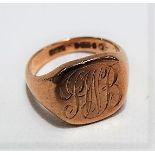9ct hallmarked gold gent's signet ring, engraved monogram, weight 8g approx