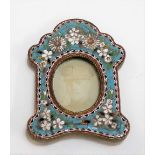 Early 20th Century miniature micro mosaic photograph frame with oval aperture and with white flowers