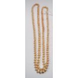 Long pearl bead necklace