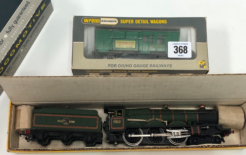 Wrenn OO gauge 2221 'Cardiff Castle' locomotive, boxed; together with a Wrenn horsebox W4315P (2) - Image 2 of 2