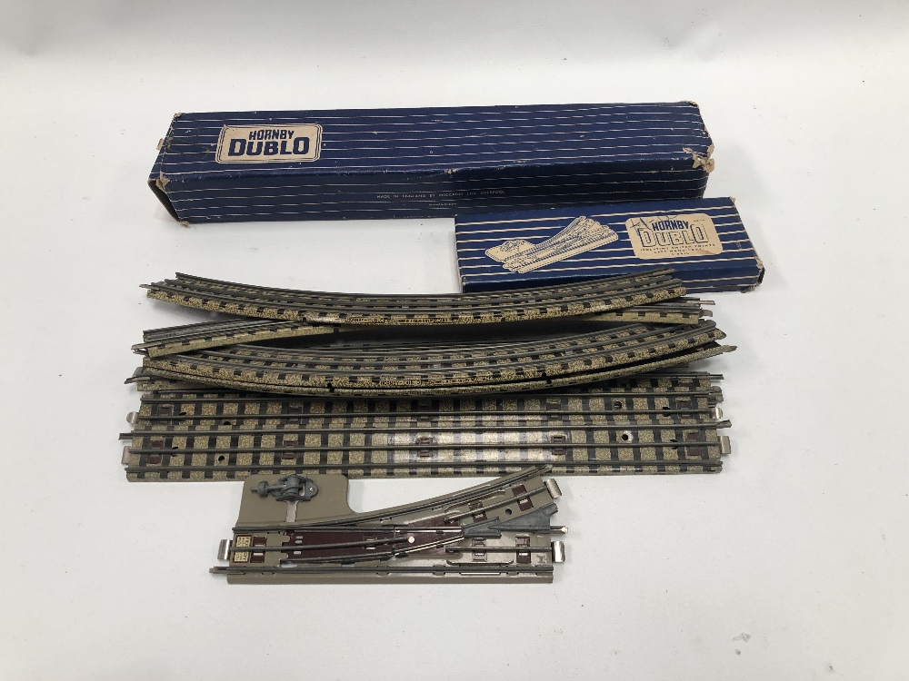 Hornby-Dublo OO gauge track & isolating switch points