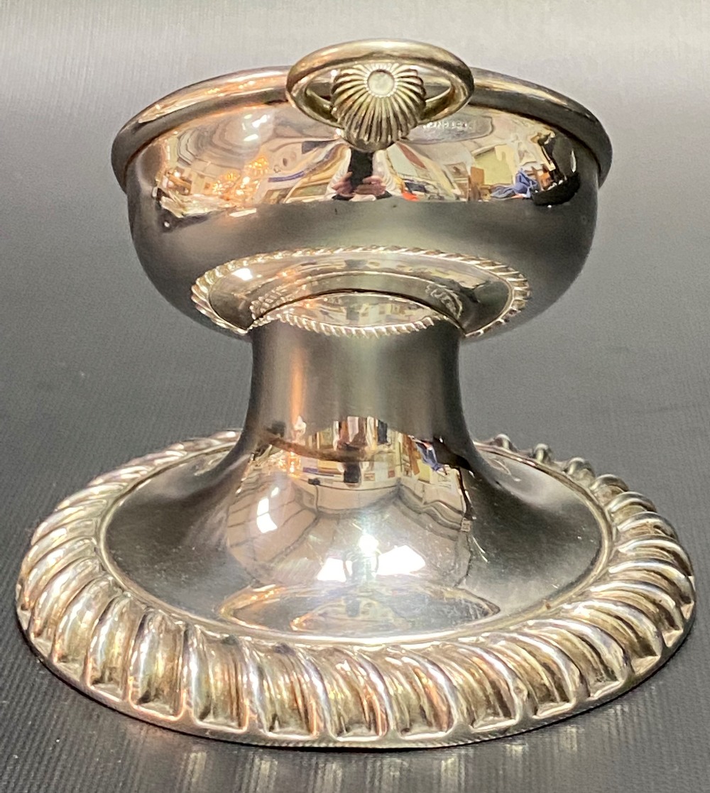 Edwardian silver Goliath pocket watch stand with circular gadrooned base and slightly angled holder, - Image 4 of 4