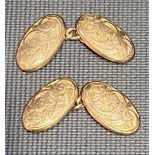 Pair of 9ct gold chain link cufflinks with engraved decoration, weight 2.5g approx.