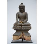 A Burmese Buddha in lacquered wood (*) (60cm)