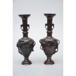 A pair of Japanese bronze vases 'birds' (*) (27cm)