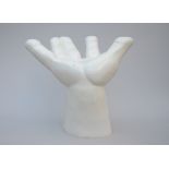 Polyester chair in the shape of a hand (74cm)