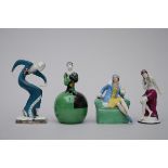 Lot: 4 Art Deco figurines in porcelain (*) (18cm)