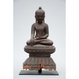 A Burmese Buddha with red lacquer (*) (77cm)