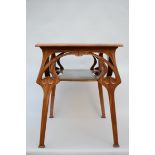 Art nouveau table in mahogany (58x88x78cm)
