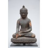 A Burmese buddha in black lacquer (*) (70cm)