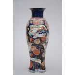 Vase in Japanese Imari porcelain 'landscape' (*) (47cm)