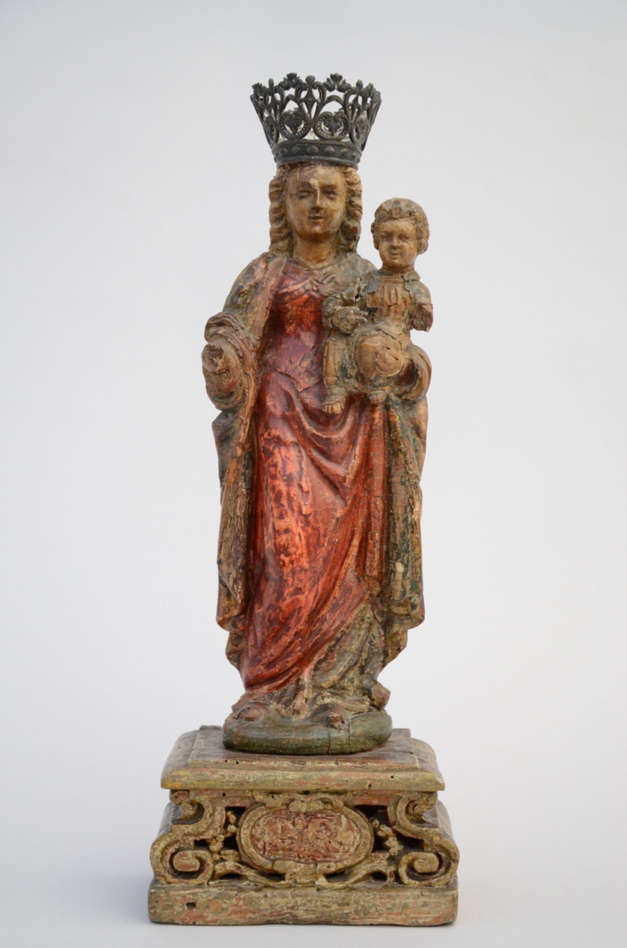 'Madonna and Child' in polychrome wood, Mechelen 16th - 17th century (*) (32cm)