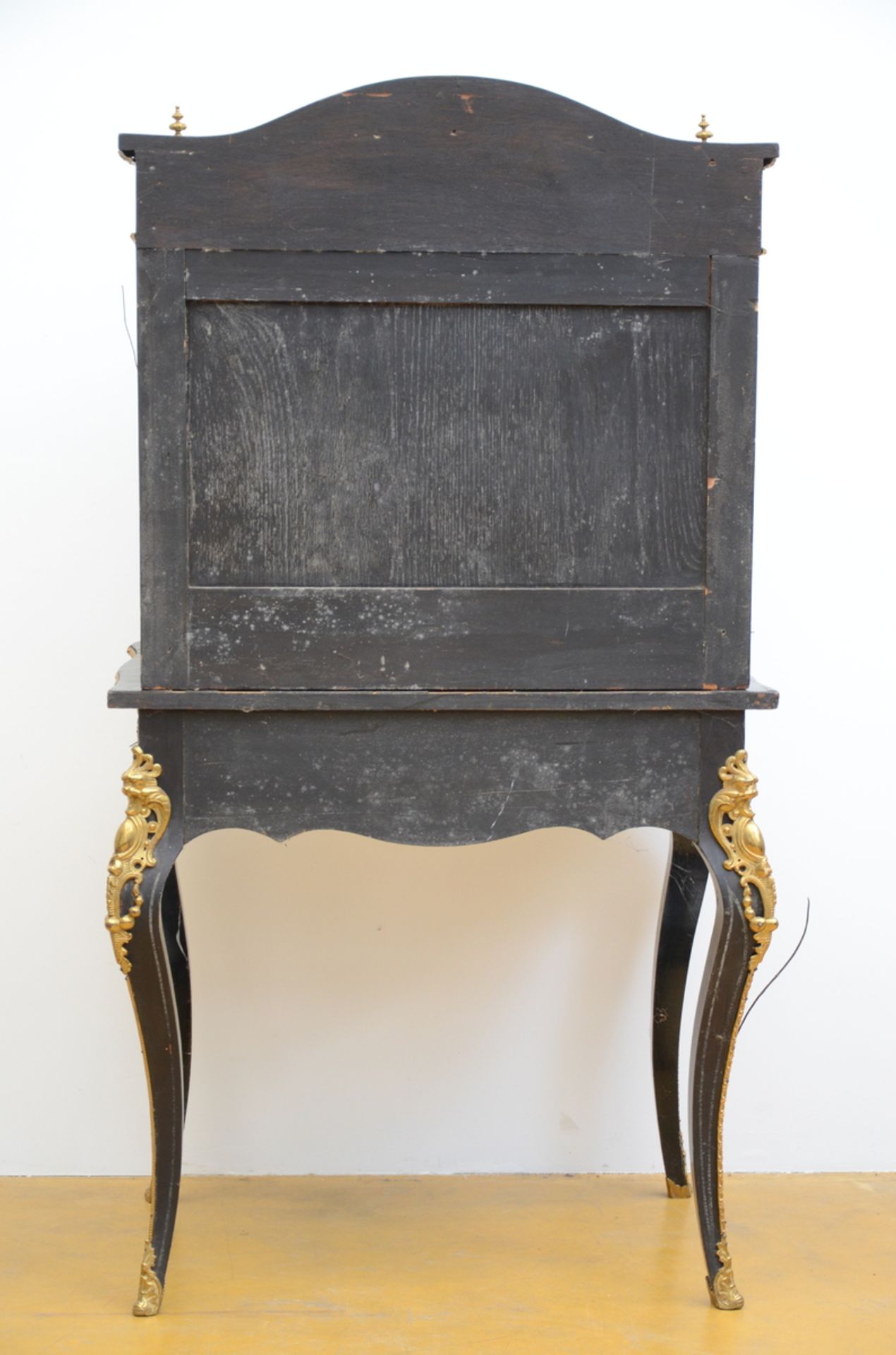 A Napoleon III ladies cabinet with Boulle inlaywork (*) (50x77x140cm) - Image 3 of 3