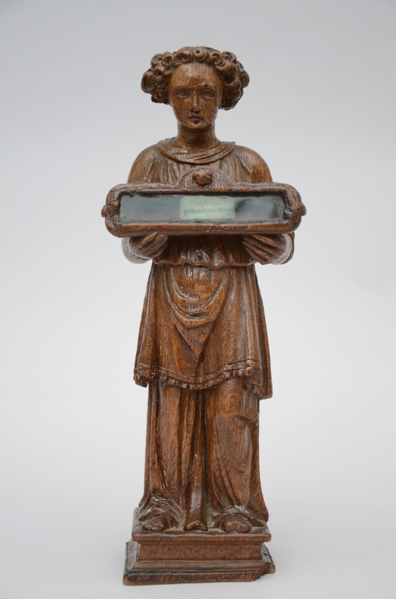An oak reliquary holder 'angel' (35cm)