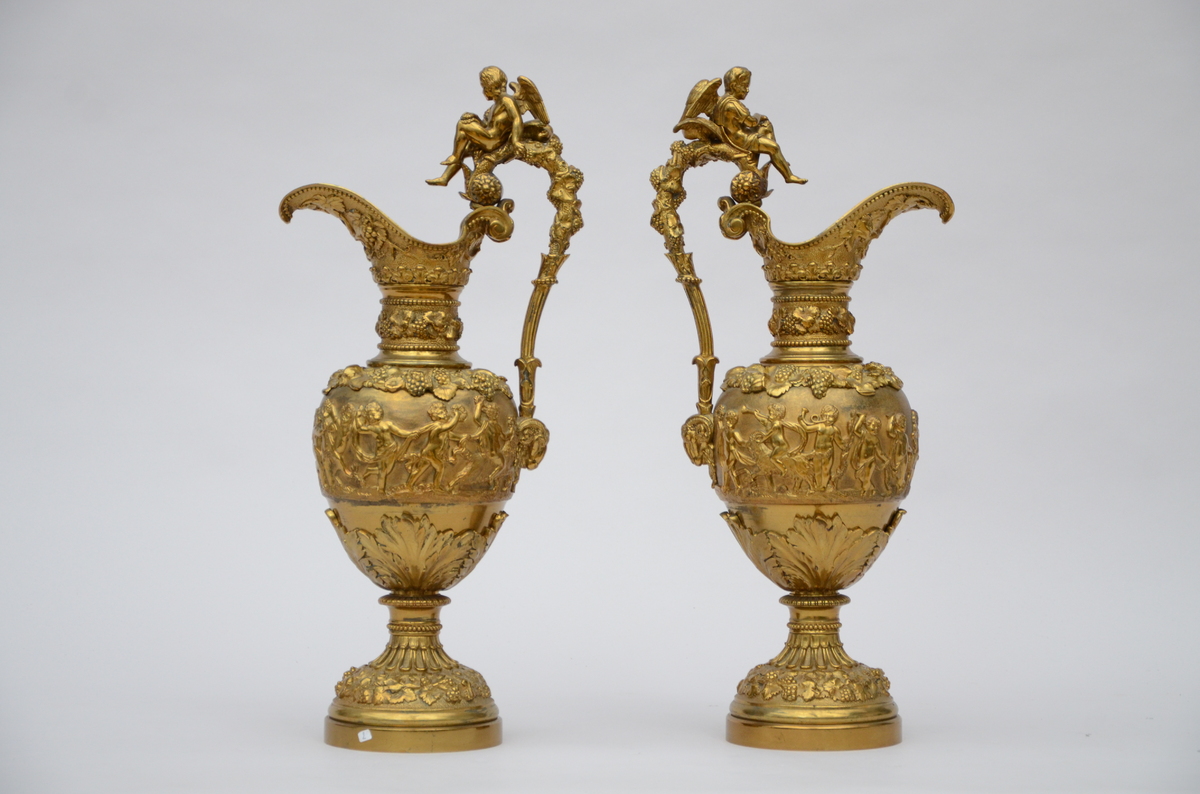 A pair of large bronze ewers 'bacchanal scenes' (58cm) - Image 5 of 5