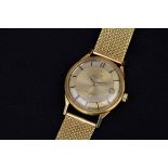 Omega: gold watch with gold bracelet 'Constellation', type Piepan