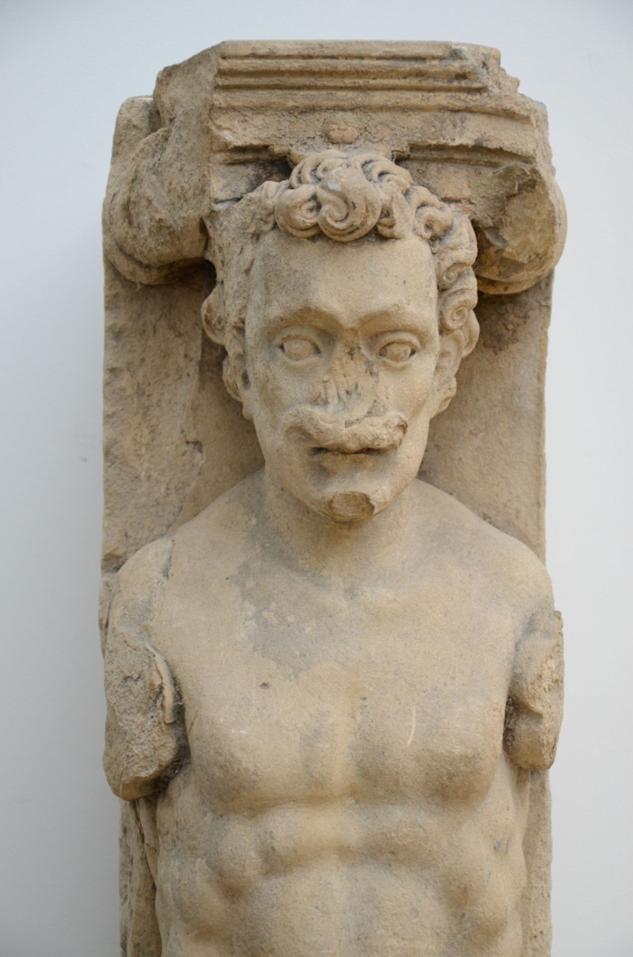 Column in stone 'character' (153cm) - Image 2 of 4