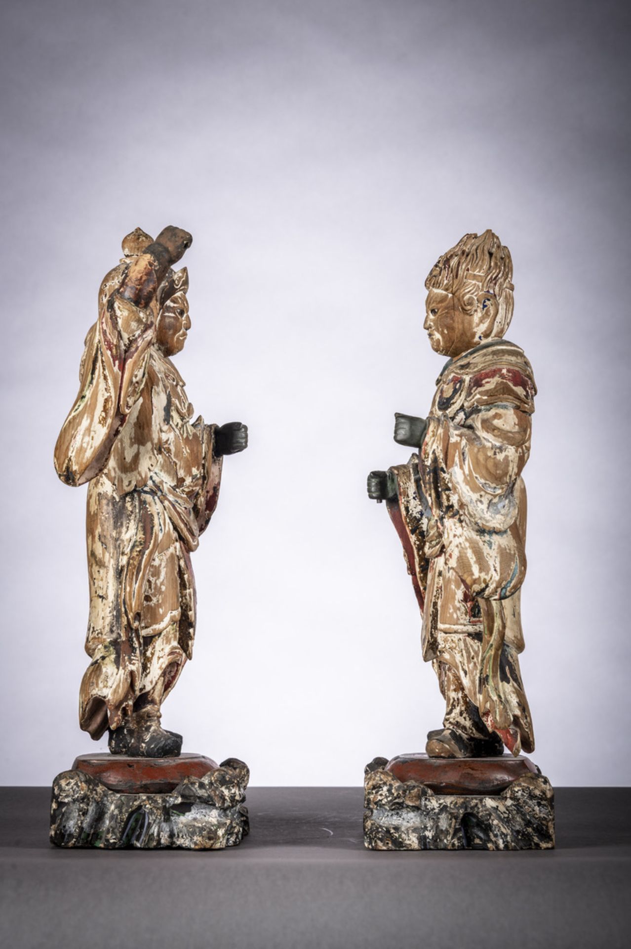 A pair of wooden Japanese temple guards, Edo period (40cm) - Bild 3 aus 6