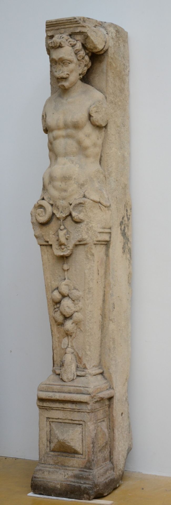 Column in stone 'character' (153cm) - Image 3 of 4