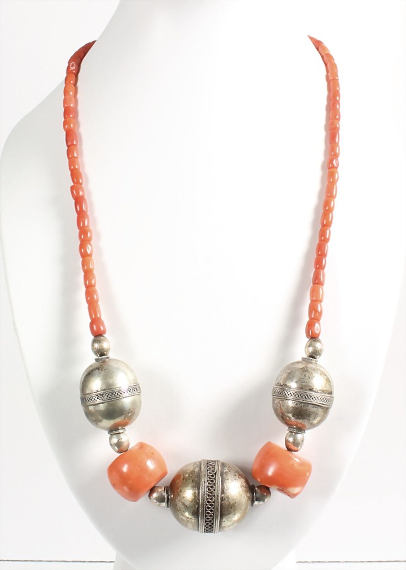 1 corals chain (Berber jewelry probably North Africa), silver, in the front silver olives
