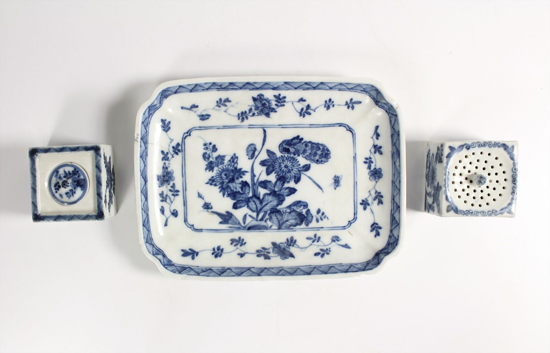 tray with spice jars, painted, signed MEISSEN (swords), tray 1850-1924 with flaked off parts 20.1 - Image 2 of 3