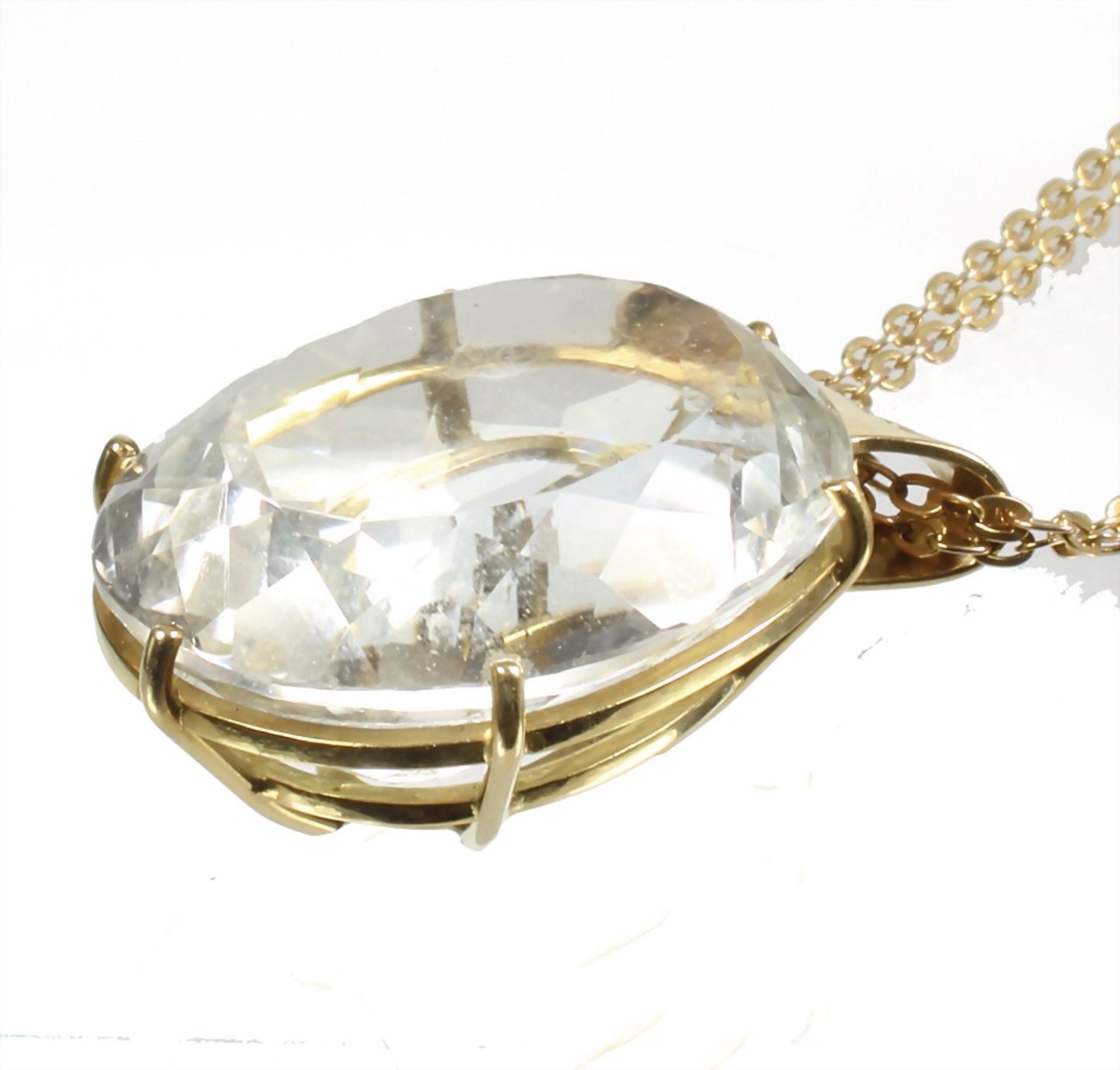 pendant, yelow gold 750/000, rock crystal (quartz) c. 33 x 25.5 mm, height = 46.0 mm, chain (twice), - Bild 2 aus 3