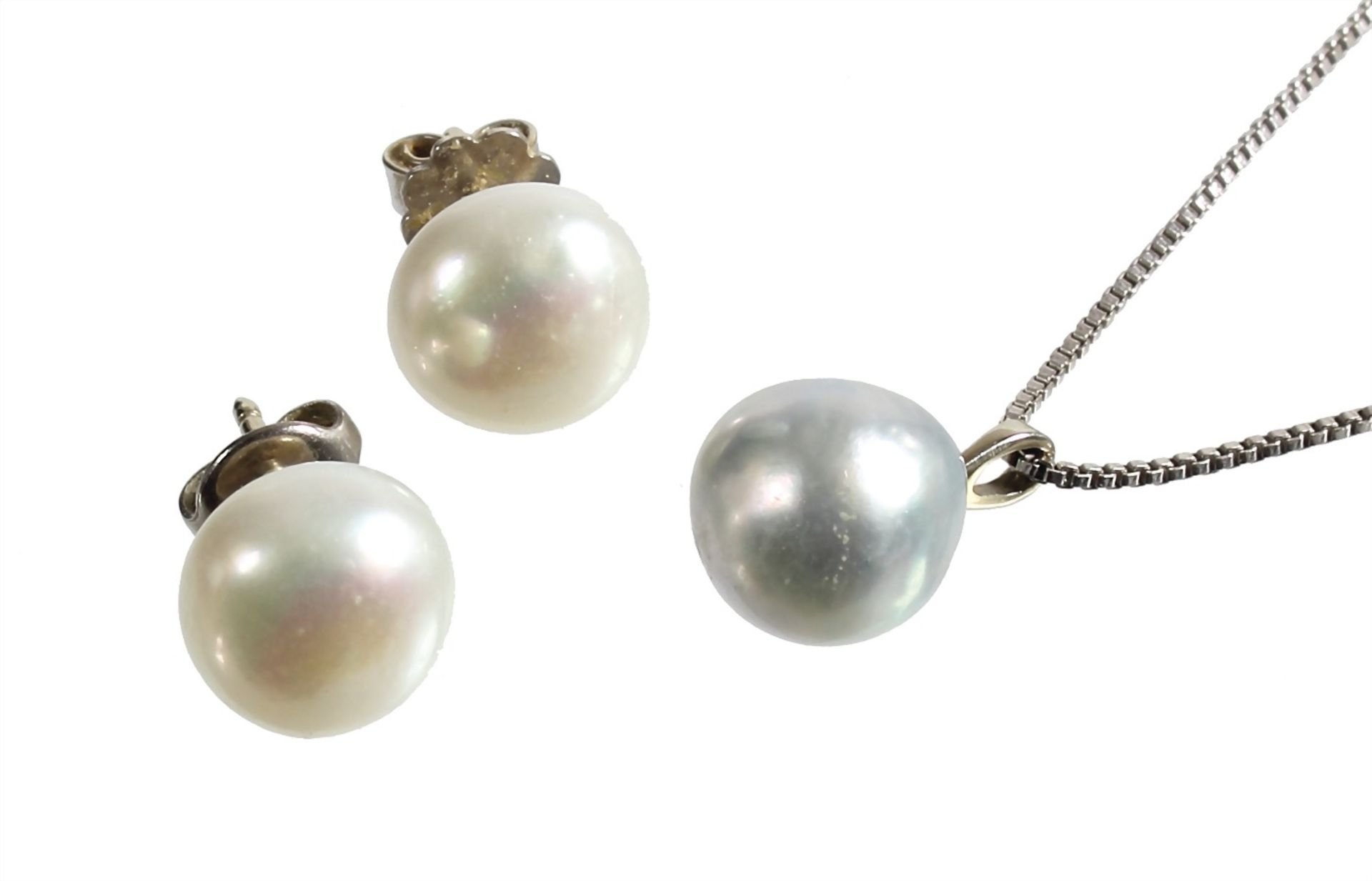 lot: 1 pearl pendants, white gold 585/000 height = 16.0 mm, 1 box chain, white gold 585/000 lenght =