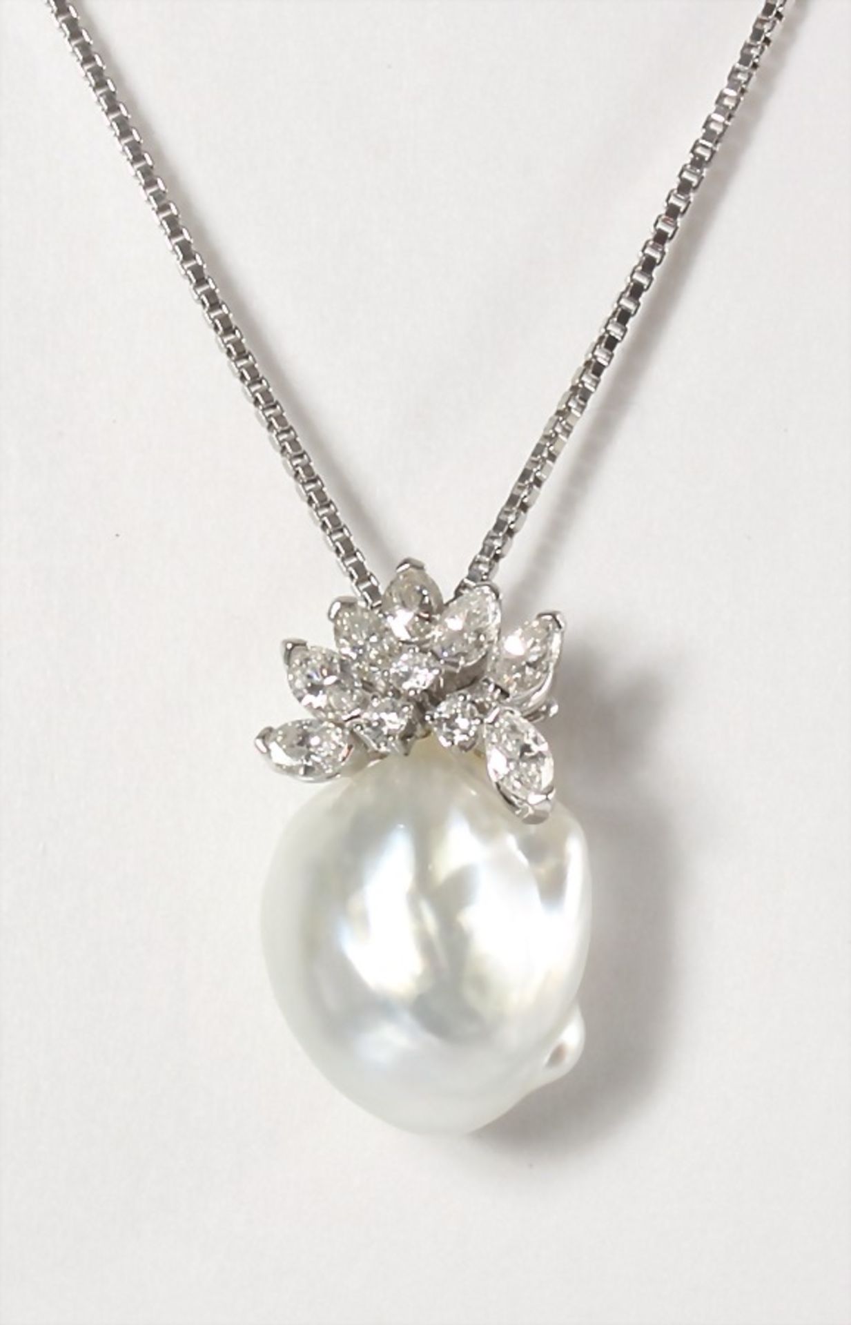 decorative necklace, white gold 585/000, with removable pendant, South Sea pearl 30.24 ct, 3 - Bild 3 aus 3