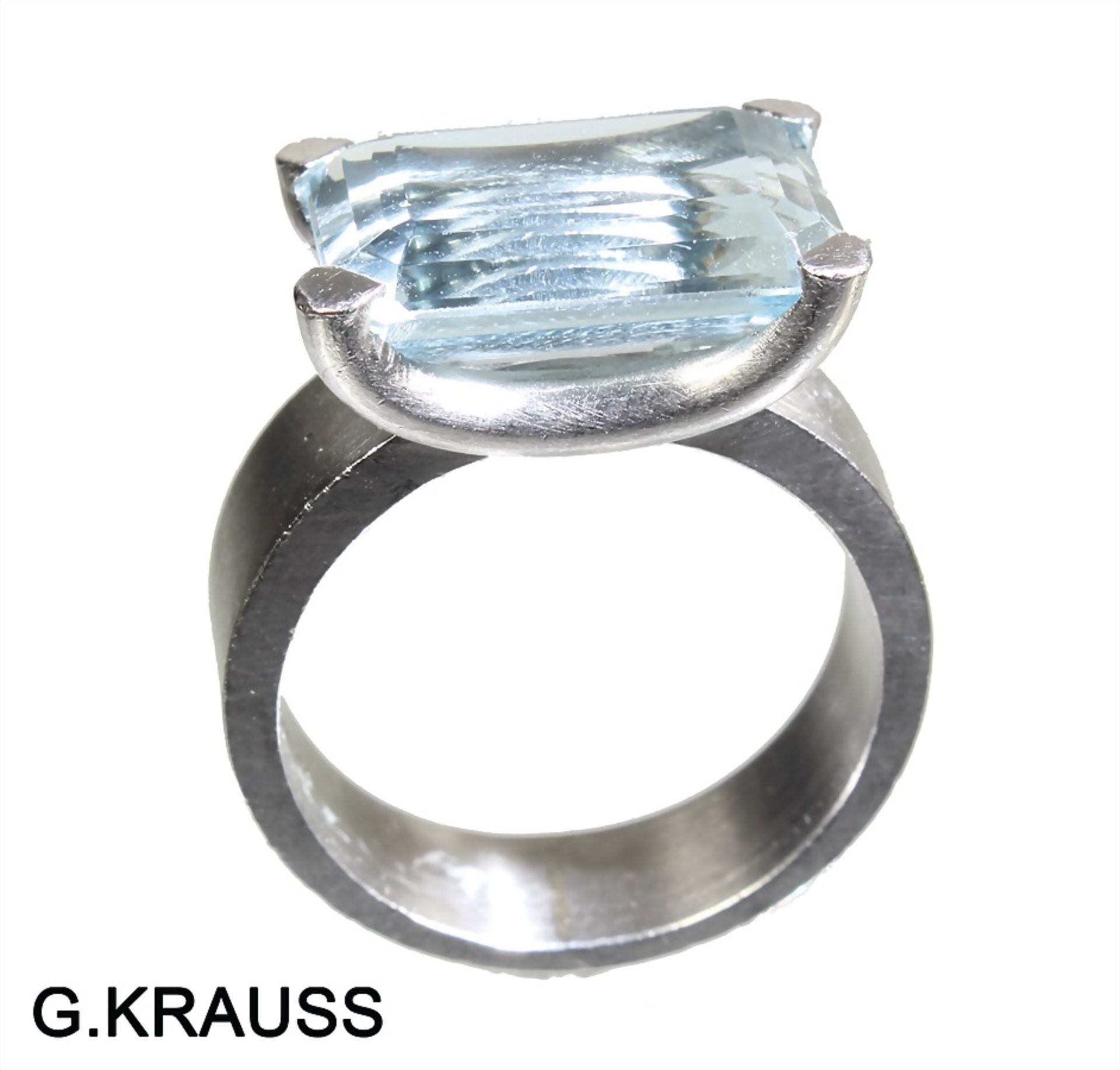 ring, platinum 950/000 signed KRAUSS (G. Krauss Stuttgart), 1 aquamarine with octagonal cut c. 7.0