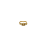A Lady's 14K gold ring. Approx: 3 gr.